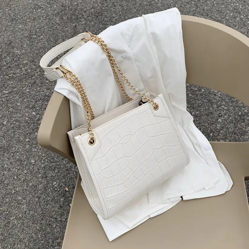 Trendy Women's Chain Crossbody Bag - 2020 New Style - Q.B.Accessories